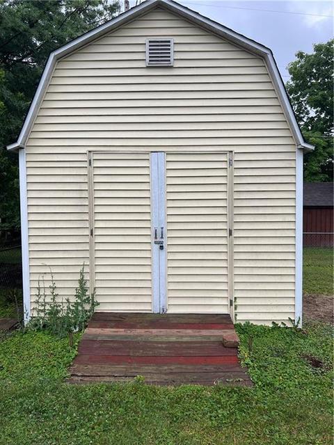 419 Simmons St, Plainfield, IN 46168 photo 9