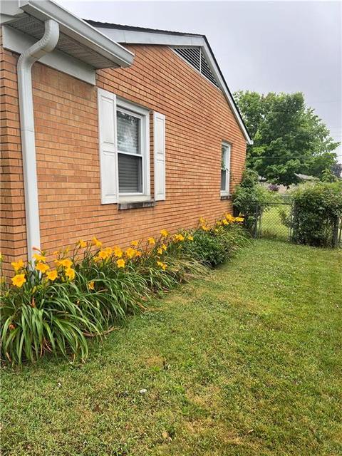 419 Simmons St, Plainfield, IN 46168 photo 5