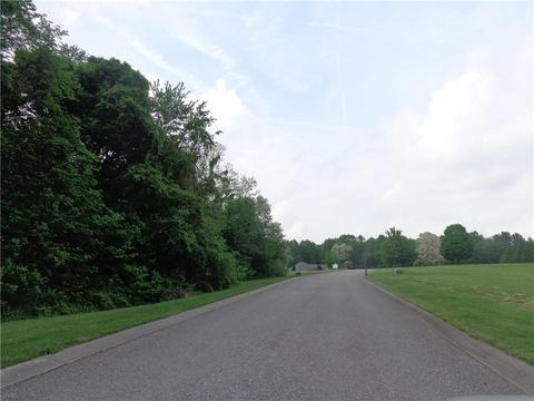 41 Dowden Dr, Martinsville, IN 46151