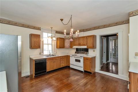 705 E Main St, Madison, IN 47250 photo 12