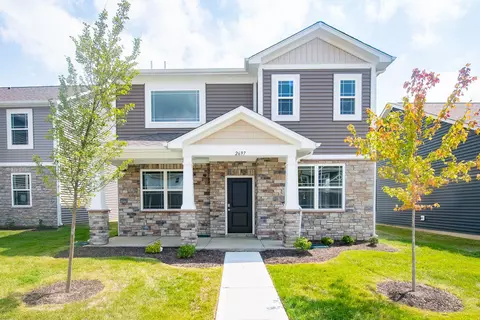 2697 Lamar Dr, Whitestown, IN 46075