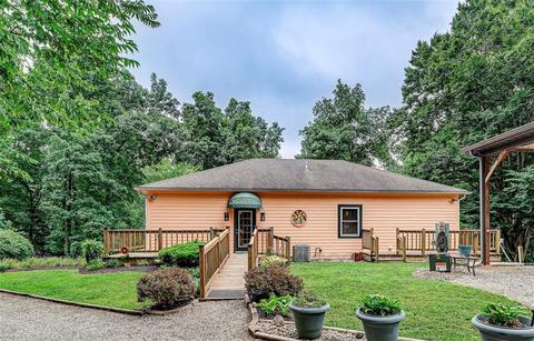 7657 E Butterman, Rockville, IN 47872