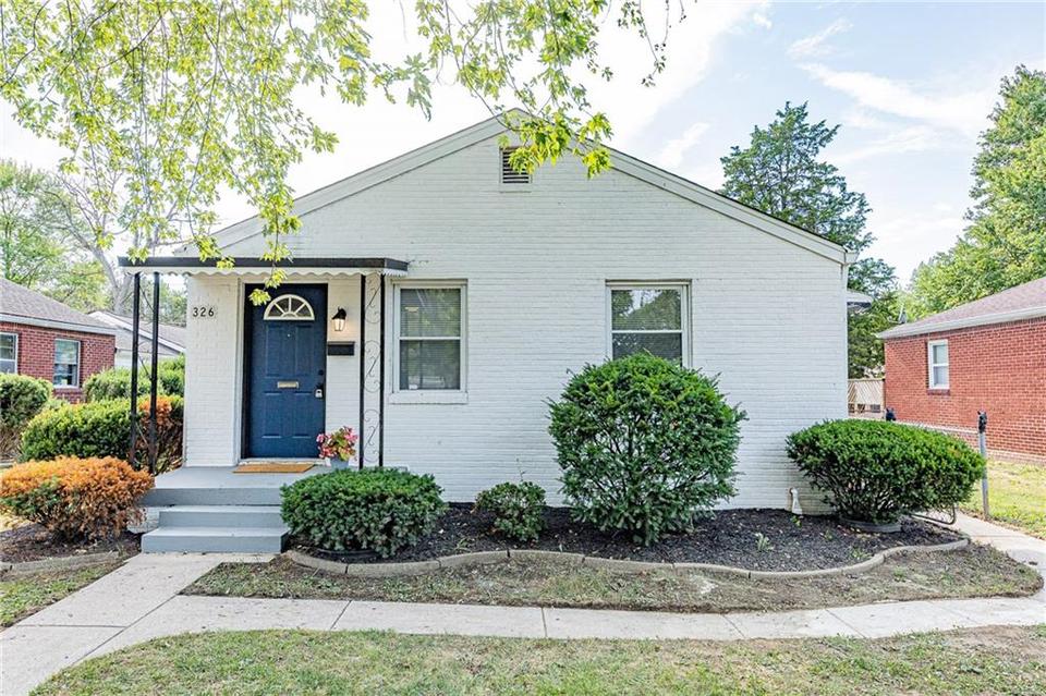  326 S Webster Ave, Indianapolis, IN 46219 photo 1