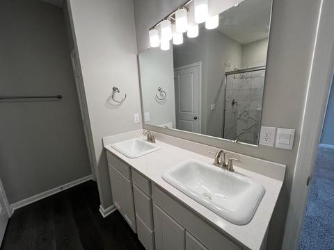 209 Waterford Ln, Pendleton, IN 46064 photo 14
