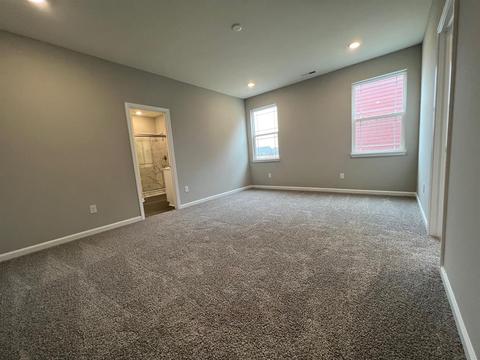 209 Waterford Ln, Pendleton, IN 46064 photo 11