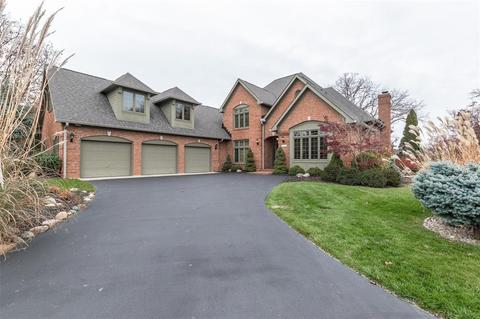 10908 Three Hundred Yard Dr, Fishers, IN 46037