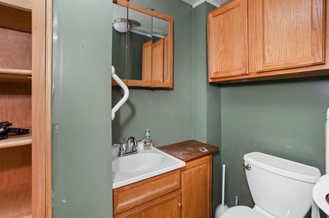 916 Eastern Ave, Indianapolis, IN 46201 photo 18