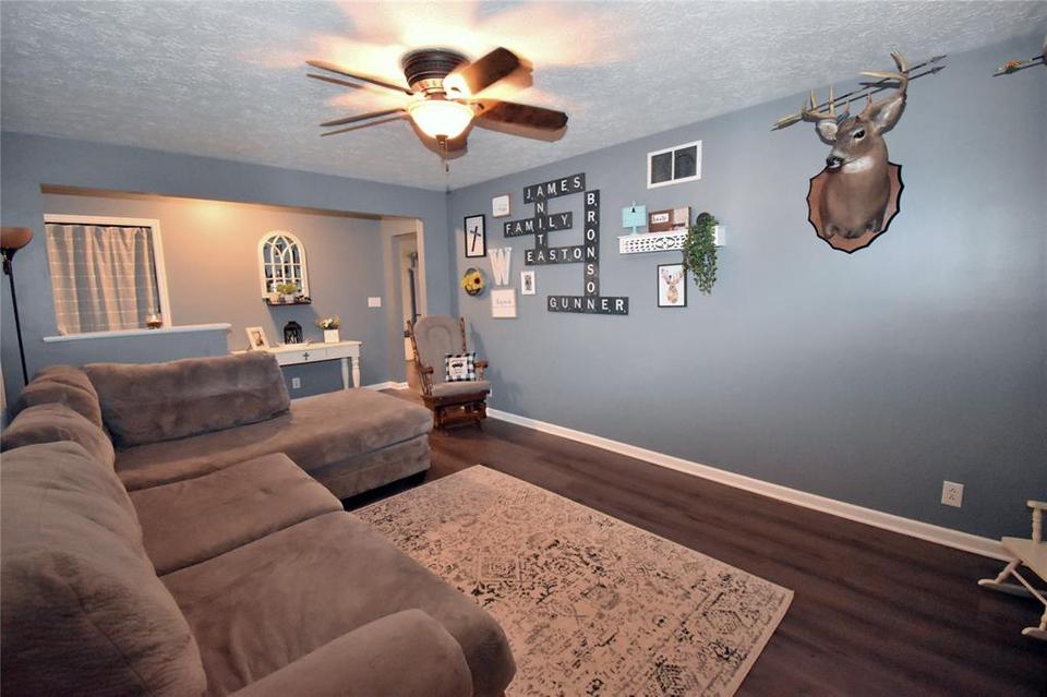  1910 Plantation Ln, Martinsville, IN 46151 photo 7