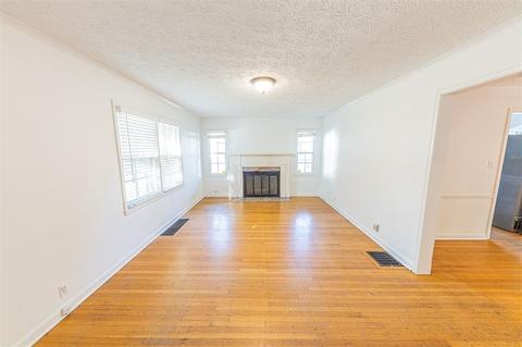 320 E 50th St, Indianapolis, IN 46205 photo 5