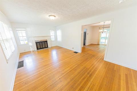 320 E 50th St, Indianapolis, IN 46205 photo 4