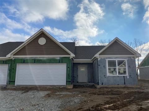 8823 Faulkner Dr, Indianapolis, IN 46239