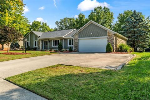 13833 Oak Ridge Rd, Carmel, IN 46032 | 38 Photos | MLS #21884340 - Movoto