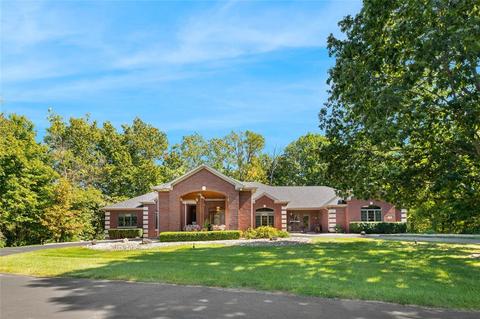 4747 N Banta Rd, Bargersville, IN 46106