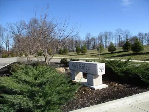 lot15 Oak Ridge Pl, Columbus, IN 47201