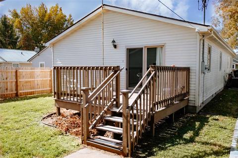 2245 Maple St, Columbus, IN 47201 photo 2