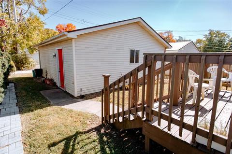 2245 Maple St, Columbus, IN 47201 photo 4