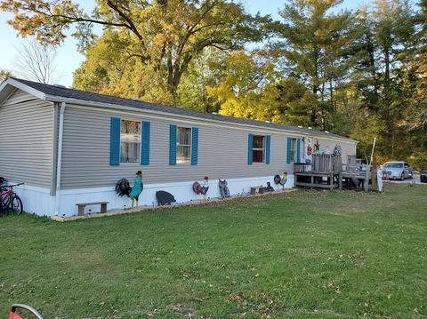 605 E Lafayette St, Staunton, IN 47881