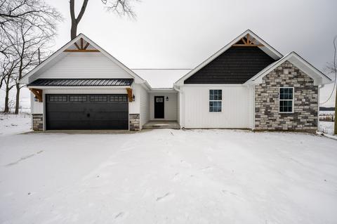 419 E Summit St, Bainbridge, IN 46105 photo 1