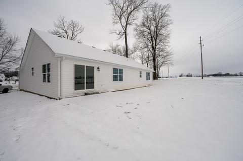 419 E Summit St, Bainbridge, IN 46105 photo 4