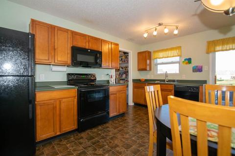 8249 S Midnight Dr, Pendleton, IN 46064 photo 7
