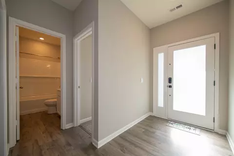 7736 Rolling Green Dr, Plainfield, IN 46168 photo 5