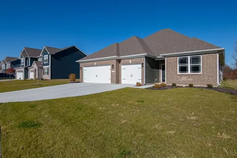 7736 Rolling Green Dr, Plainfield, IN 46168 photo 3