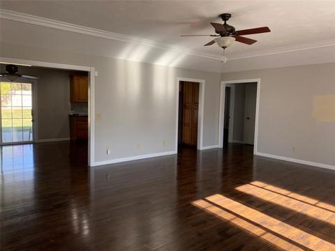 880 W Barouche, Pendleton, IN 46064 photo 13