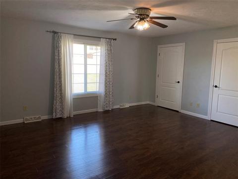 880 W Barouche, Pendleton, IN 46064 photo 20