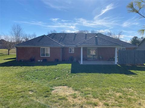 880 W Barouche, Pendleton, IN 46064 photo 24