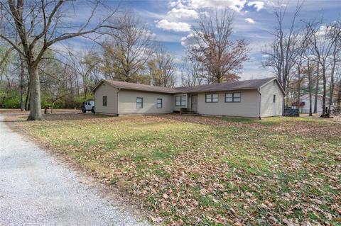 2306 S 25th St, Terre Haute, IN 47803
