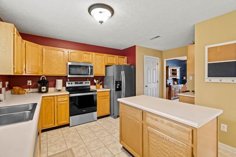 11883 Cedar Dr, Fishers, IN 46037 photo 30