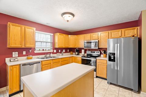 11883 Cedar Dr, Fishers, IN 46037 photo 15