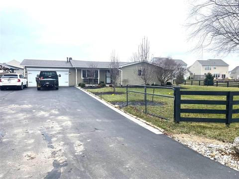 4735 S Main St, Whitestown, IN 46075