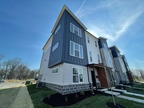 3121 Bolton Square Blvd, Indianapolis, IN 46222