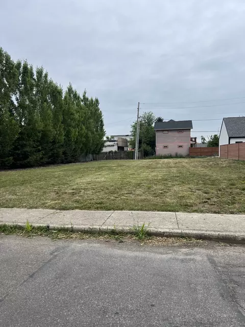 1610 Carrollton Ave, Indianapolis, IN 46202