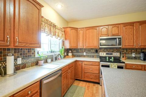12230 Biddle Dr, Fishers, IN 46037 photo 18