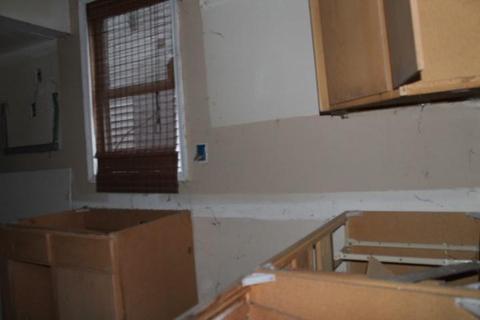 827 E 1st St, Muncie, IN 47302 photo 5