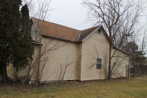 827 E 1st St, Muncie, IN 47302 photo 2