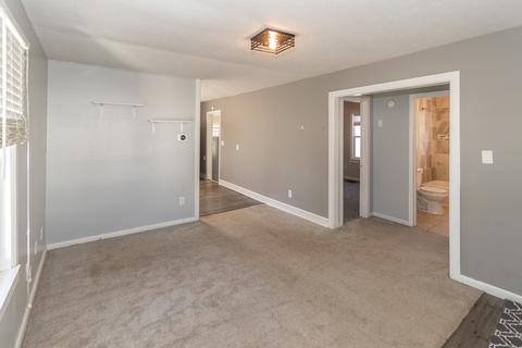 2241 Mapleton Ct, Columbus, IN 47201 photo 5