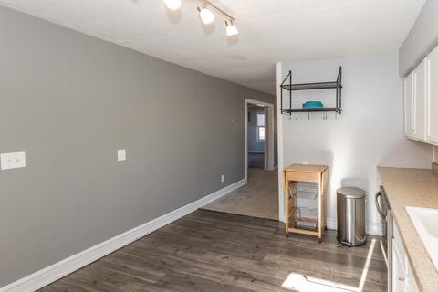 2241 Mapleton Ct, Columbus, IN 47201 photo 11