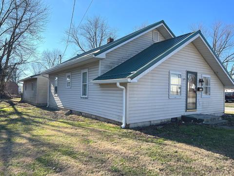 725 E Jackson St, Sullivan, IN 47882 photo 2