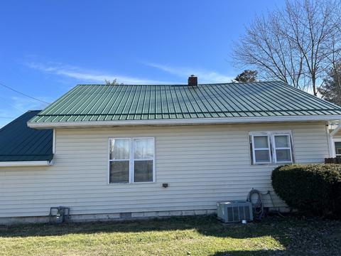 725 E Jackson St, Sullivan, IN 47882 photo 3