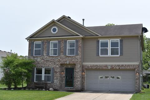 10249 Homestead Dr, Brownsburg, IN 46112