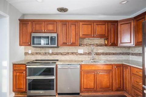 826 Highlander Dr, Plainfield, IN 46168 photo 6