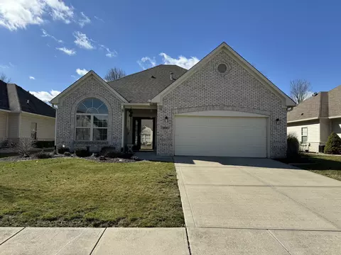 858 Fairfield Dr, Greenfield, IN 46140