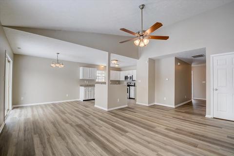 8917 Emperors Ct, Indianapolis, IN 46234 photo 3
