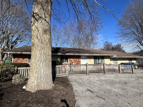 752 E Mckenzie Rd, Greenfield, IN 46140