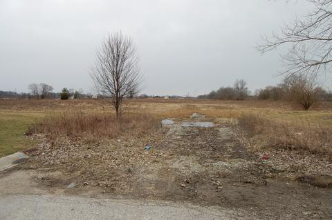 402 S Carroll Rd, Indianapolis, IN 46229