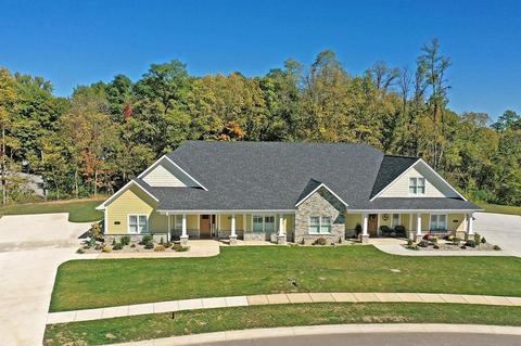 314 Blue River Dr, Knightstown, IN 46148