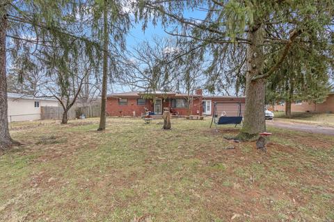4215 Rainbow View Dr, Indianapolis, IN 46221